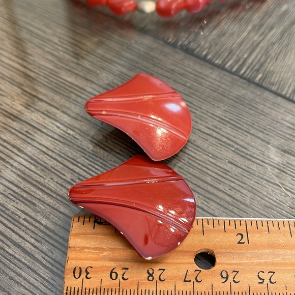 Vintage Brown Acrylic Bead Necklace & Earrings - Picture 15 of 16